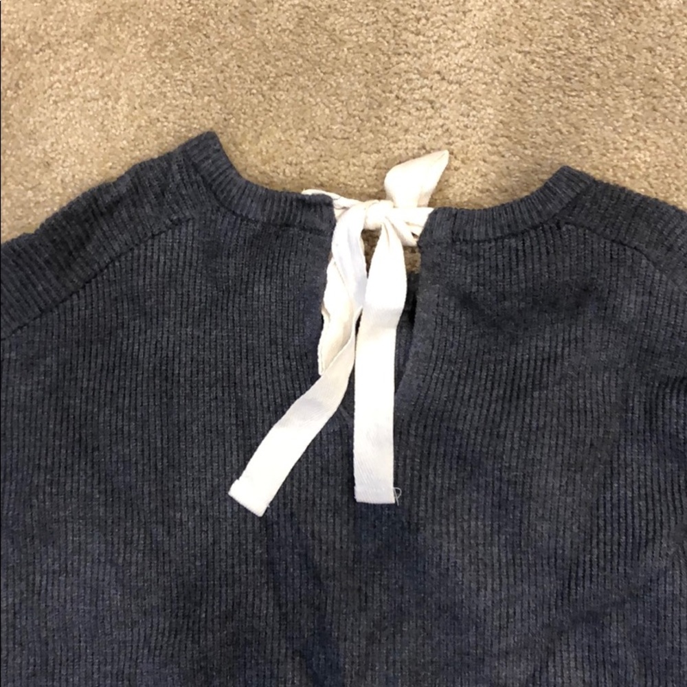 Zara Sweater - Picture 2 of 3